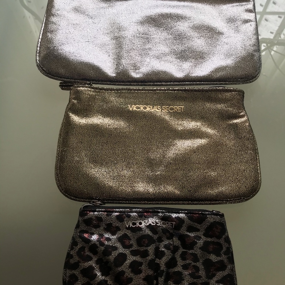 Victoria’s Secret cosmetics cases - Picture 5 of 5